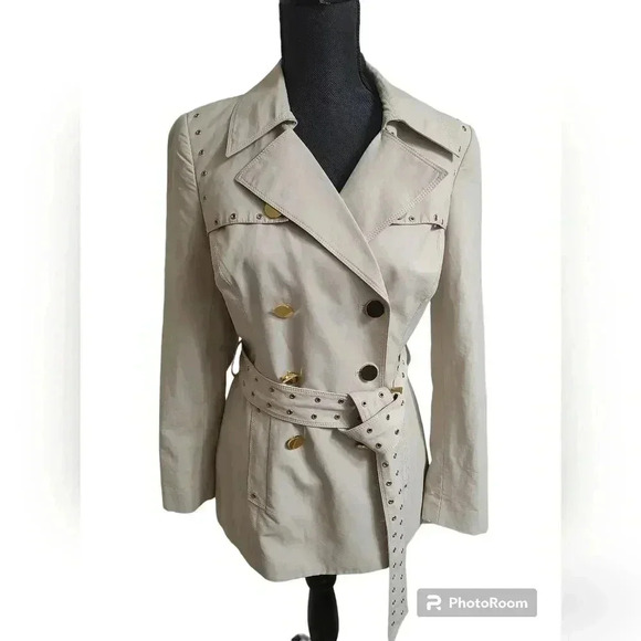 Cache short trench - Picture 1 of 4